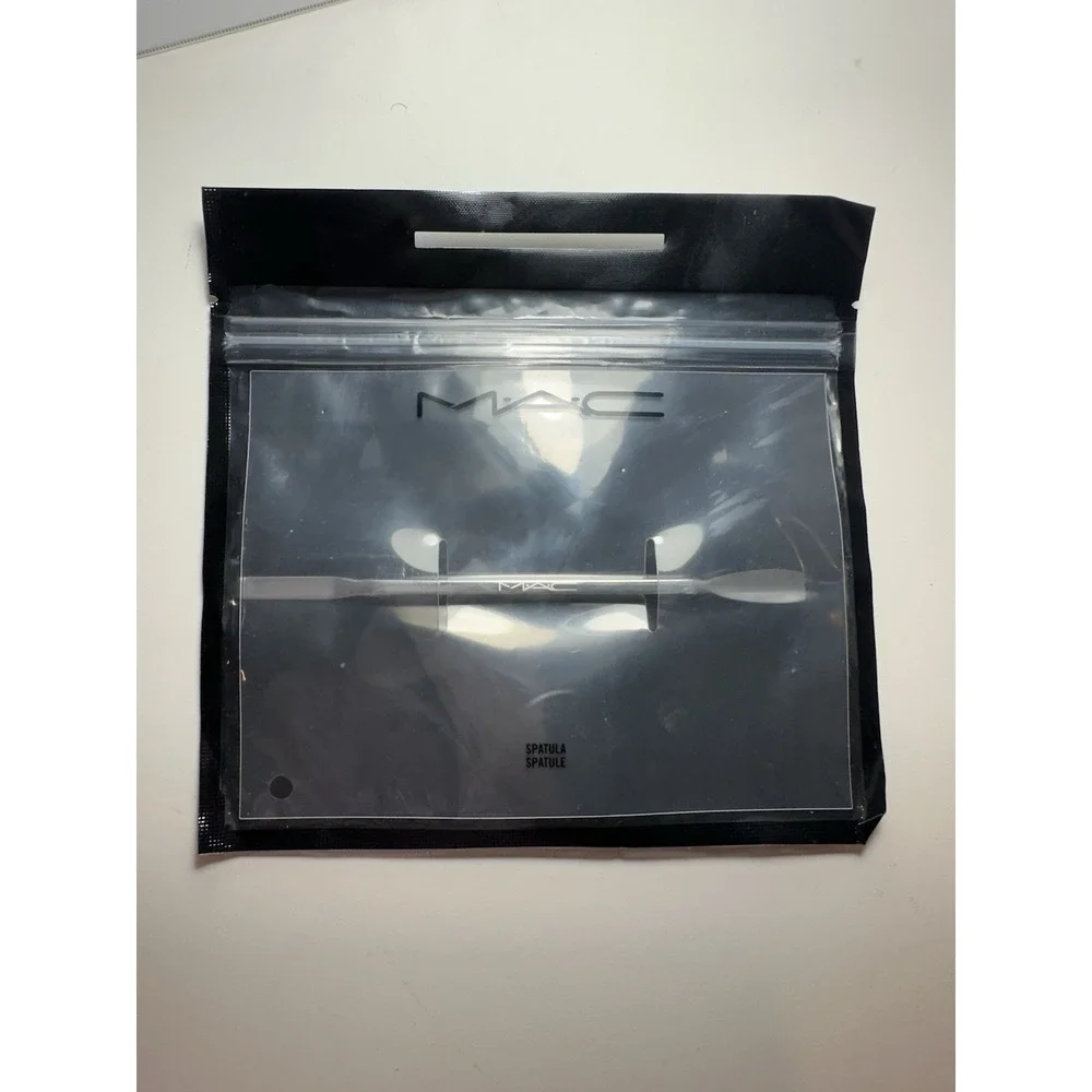 MAC Cosmetics Metal Spatula - Makeup Artist Pro Mixing Tool
